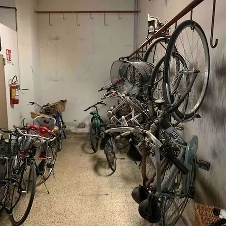 Bellavista , Bright And Stylish Two Bedroom In The Historic Center アパート *