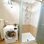 Διαμέρισμα Bellavista , Bright And Stylish Two Bedroom In The Historic Center *