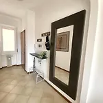 Bellavista , Bright And Stylish Two Bedroom In The Historic Center * Ραβένα
