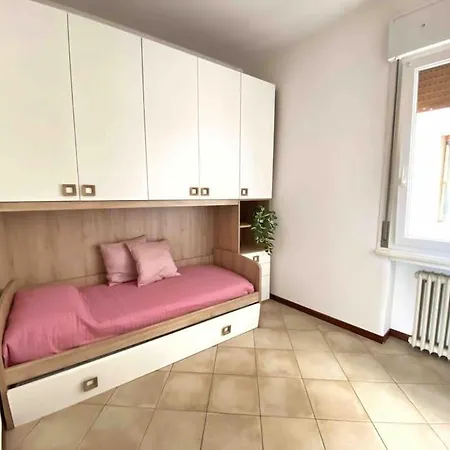 Bellavista , Bright And Stylish Two Bedroom In The Historic Center * ラヴェンナ