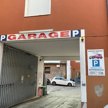 Bellavista , Bright And Stylish Two Bedroom In The Historic Center * Равенна