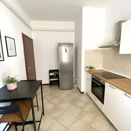 Bellavista , Bright And Stylish Two Bedroom In The Historic Center Равенна