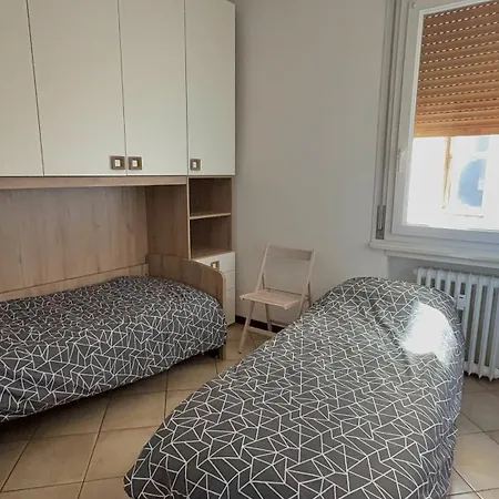 Bellavista , Bright And Stylish Two Bedroom In The Historic Center رافيننا