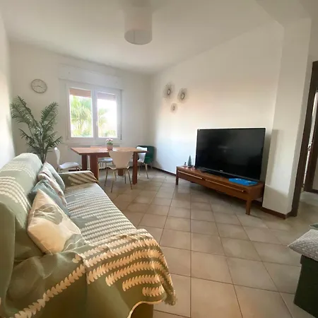 Bellavista , Bright And Stylish Two Bedroom In The Historic Center