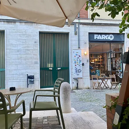 Daire Bellavista , Bright And Stylish Two Bedroom In The Historic Center