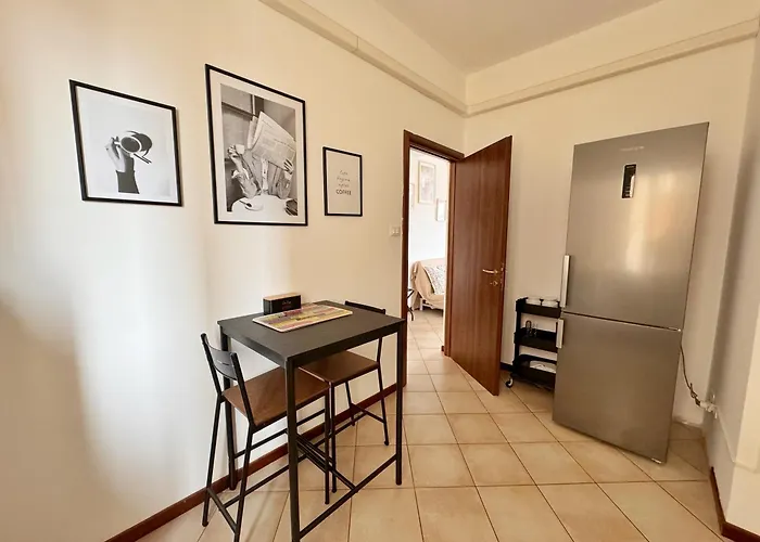 Bellavista , Bright And Stylish Two Bedroom In The Historic Center *