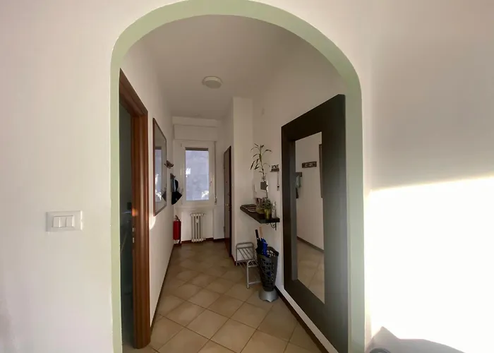 Bellavista , Bright And Stylish Two Bedroom In The Historic Center *